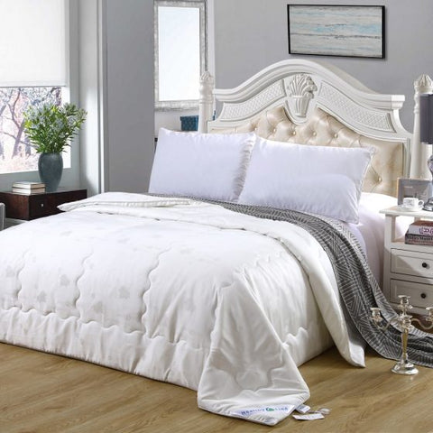 HealthyLine Tourmaline Magnetic Energy Comforter – Silk